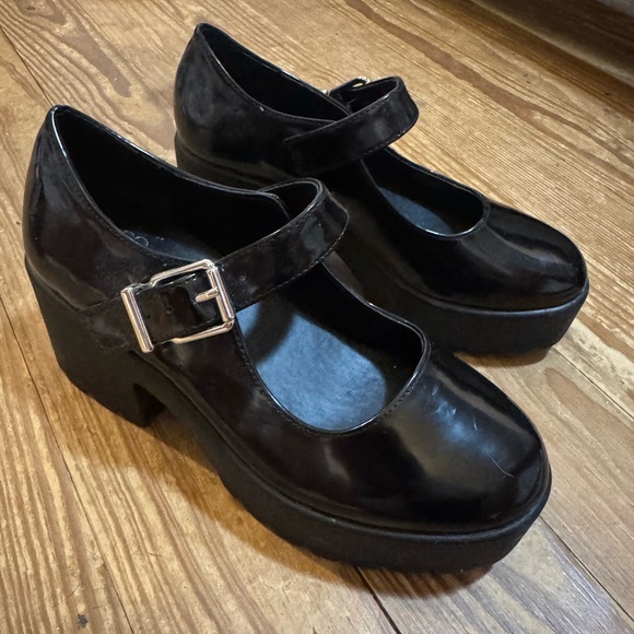 GB Black Platform Mary Jane Shoes - Picture 2 of 4